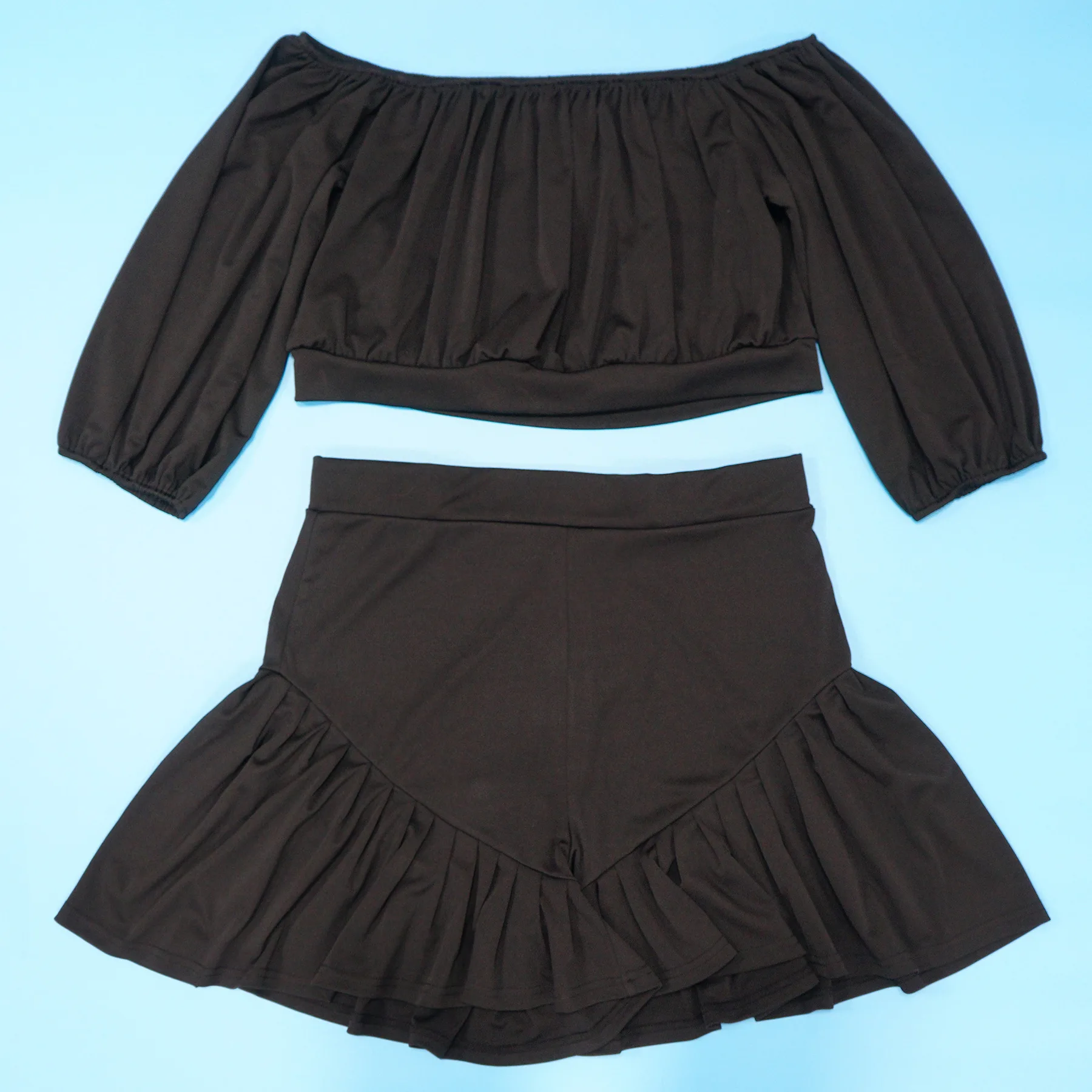 CM.YAYA Plus Size Women's Set Long Sleeve Slash Neck T-Shirt and Shorts 2025 Summer Ruched Two 2 Piece Set Outfits Tracksuit CM.YAYA Plus Size Women's Set Long Sleeve Slash Neck T-Shirt and Shorts 2025 Summer Ruched Two 2 Piece Set Outfits Tracksuit