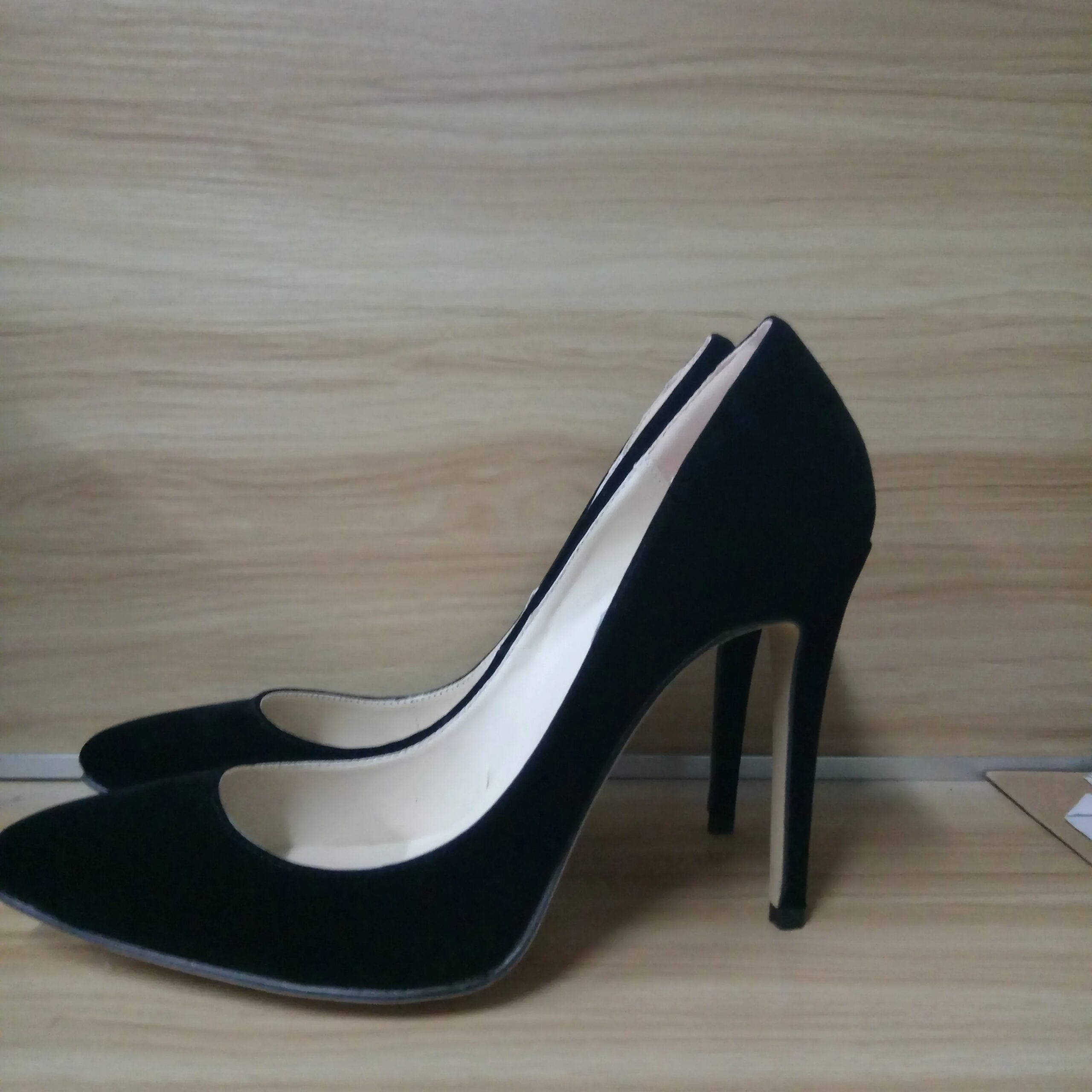 Women Stilettos Fashion Classic 11cm Sexy Pointed Toes High Heels Pumps Ladies Elegant Thin Heel Jazz Dance Party Wedding Shoes