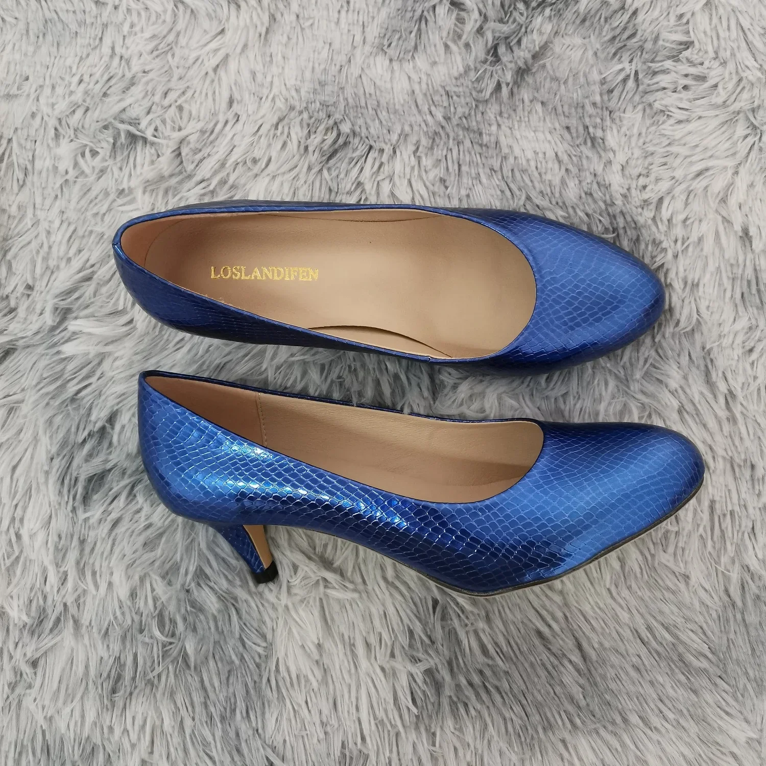 Women Pumps Crocodile Sexy 5cm Low Heel Ponited Toes High Heels Fashion Comfort Office Stilettos Party Dress Red Wedding Shoes