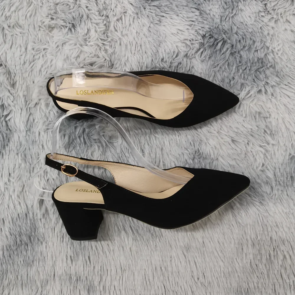 Women Pumps Comfortable Ankle Strap Square Thick Heels Sexy Pointed Toes High Heels Party Dress Ladies Wedding Shoes Large Size