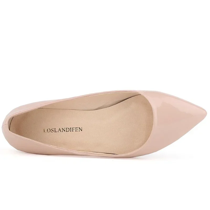 Women Flats Shoes Spring Autumn Solid color Pointed Toe Slip On Patent Leather Woman Flat New Single Casual Loafers Large Size