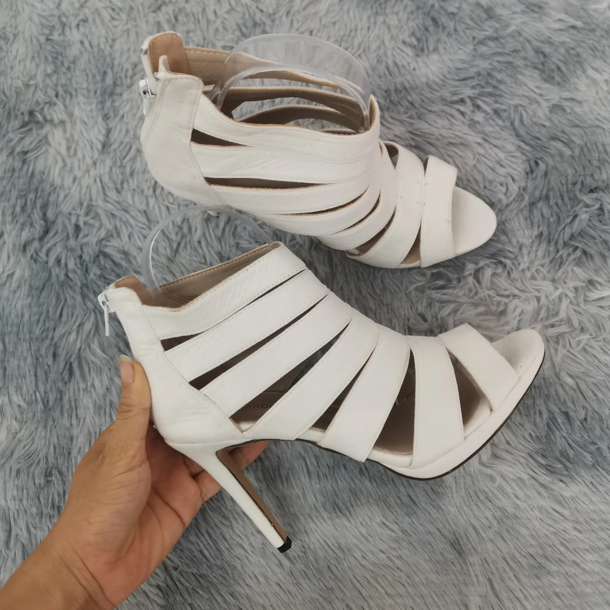New Fashion show Women Sandals Fashion Sexy High Heels Platform Pumps Peep Toe Sandals Casual White Red Wedding Shoes Plus Size