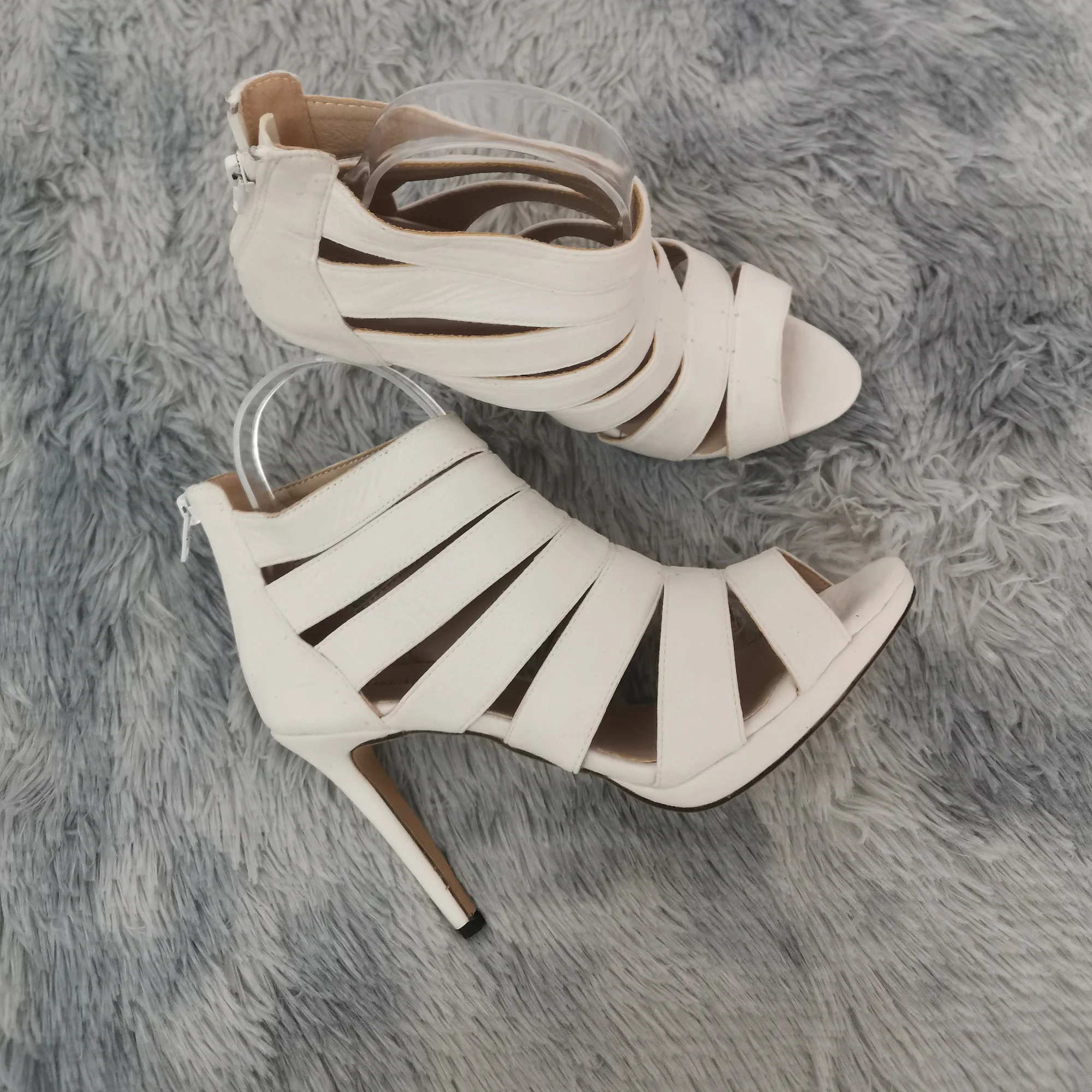 New Fashion show Women Sandals Fashion Sexy High Heels Platform Pumps Peep Toe Sandals Casual White Red Wedding Shoes Plus Size