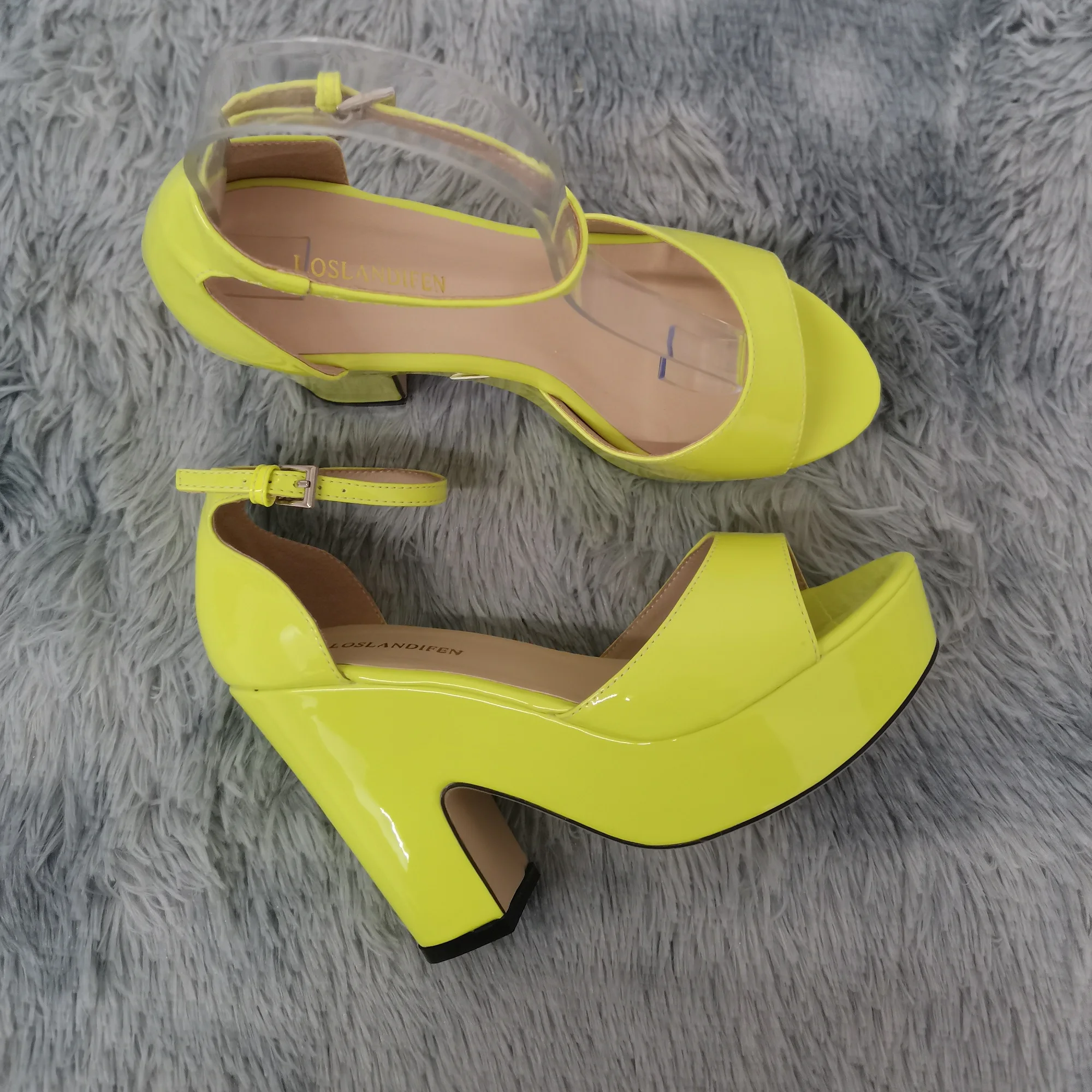 Colourful Women Sandals Summer Sexy Peep Toe Buckle Strap Sandal Platform Thick High Heels Party Red Wedding Shoes Plus Size