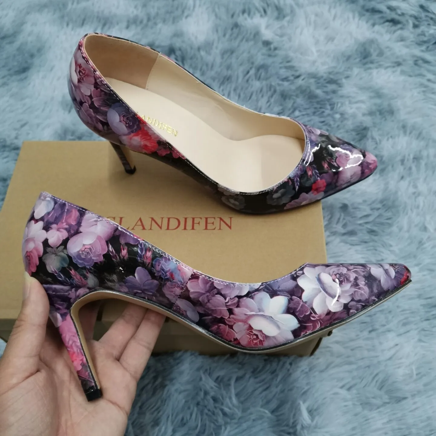 13 Style 2026 New Classic Sexy Pointed Toe 9cm mid High Heels Women Pumps Faux Suede Black red Office Party Wedding Shoes Plus