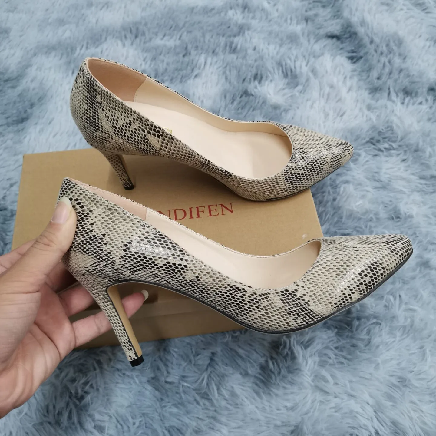 13 Style 2026 New Classic Sexy Pointed Toe 9cm mid High Heels Women Pumps Faux Suede Black red Office Party Wedding Shoes Plus