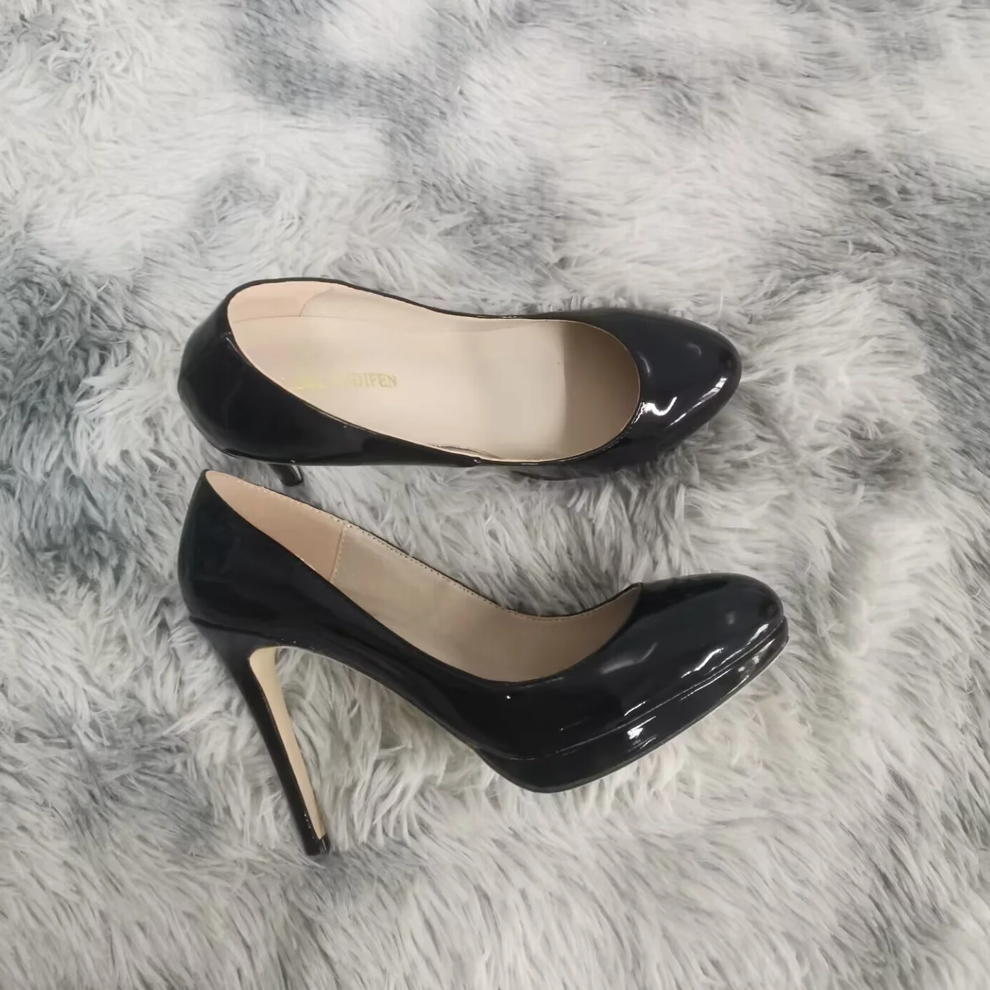 Women Stilettos Elegant Platfrom Pumps Sexy 11cm Round Toe High Heels Shallow Lady Office Party Wedding Shoes Large Size 43 Women Stilettos Elegant Platfrom Pumps Sexy 11cm Round Toe High Heels Shallow Lady Office Party Wedding Shoes Large Size 43