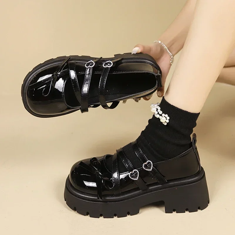 Bowknot Mary Janes Shoes Women 2025 Cross Strap Platform Pumps Woman Heart Buckle Patent Leather Lolita Shoes
