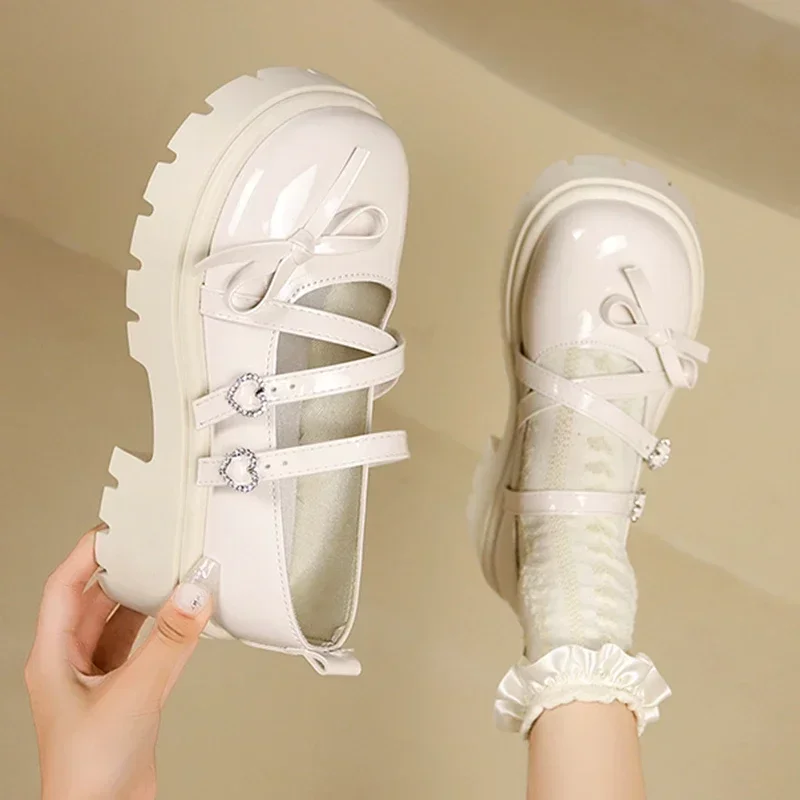 Bowknot Mary Janes Shoes Women 2025 Cross Strap Platform Pumps Woman Heart Buckle Patent Leather Lolita Shoes