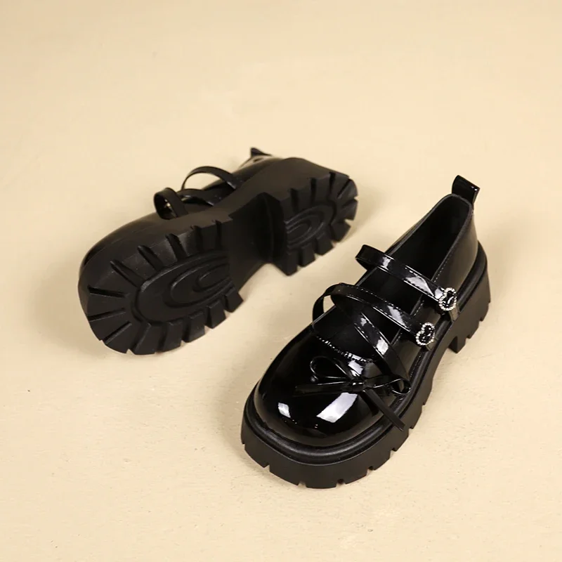 Bowknot Mary Janes Shoes Women 2025 Cross Strap Platform Pumps Woman Heart Buckle Patent Leather Lolita Shoes