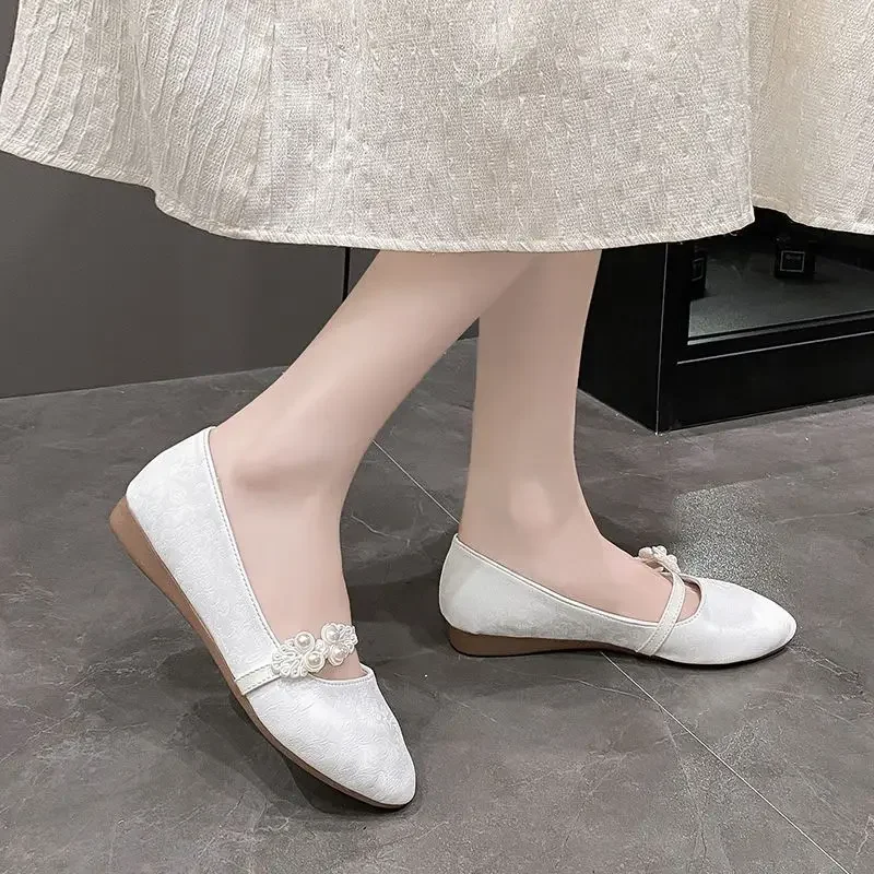 Shoes for Women White One-line Buckle Low Heel Elegant Woman Flats Mary Jane Cheap Clearance Lastest Price Casual On Offer Y2k Shoes for Women White One-line Buckle Low Heel Elegant Woman Flats Mary Jane Cheap Clearance Lastest Price Casual On Offer Y2k