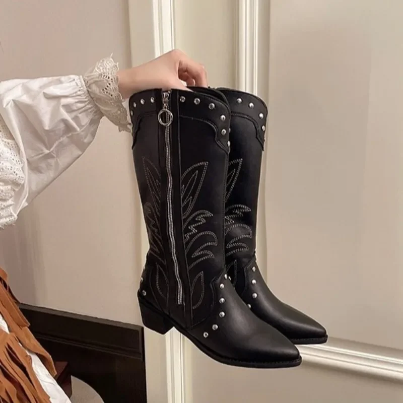 2025 New Women Boots Classics Embroidered Western Cowboy Boot Retro Rivet Mid Calf Boots for Women Pointed Toe Knight Boots 2025 New Women Boots Classics Embroidered Western Cowboy Boot Retro Rivet Mid Calf Boots for Women Pointed Toe Knight Boots
