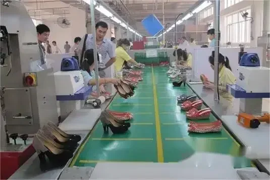 New Sexy Fashionable Elegant Shallow Mouth Round Toe Square Heel Thick Sole Casual Solid Color Bow Women's Shoes