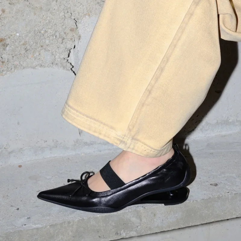 Luxury Designer Strange Heel Modern Single Shoes Women Pointed Toe Butterfly Knot Retro Ballet Shoes All Match Casual Pumps New Luxury Designer Strange Heel Modern Single Shoes Women Pointed Toe Butterfly Knot Retro Ballet Shoes All Match Casual Pumps New