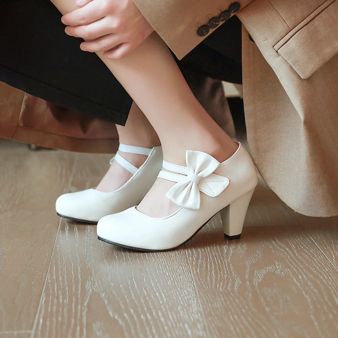 Cinderella Sweet Bow Hoop & Loop Pumps Round Toe Matte Soft Shoes Pink White Wide Fitting Well Made Cinderella Sweet Bow Hoop & Loop Pumps Round Toe Matte Soft Shoes Pink White Wide Fitting Well Made