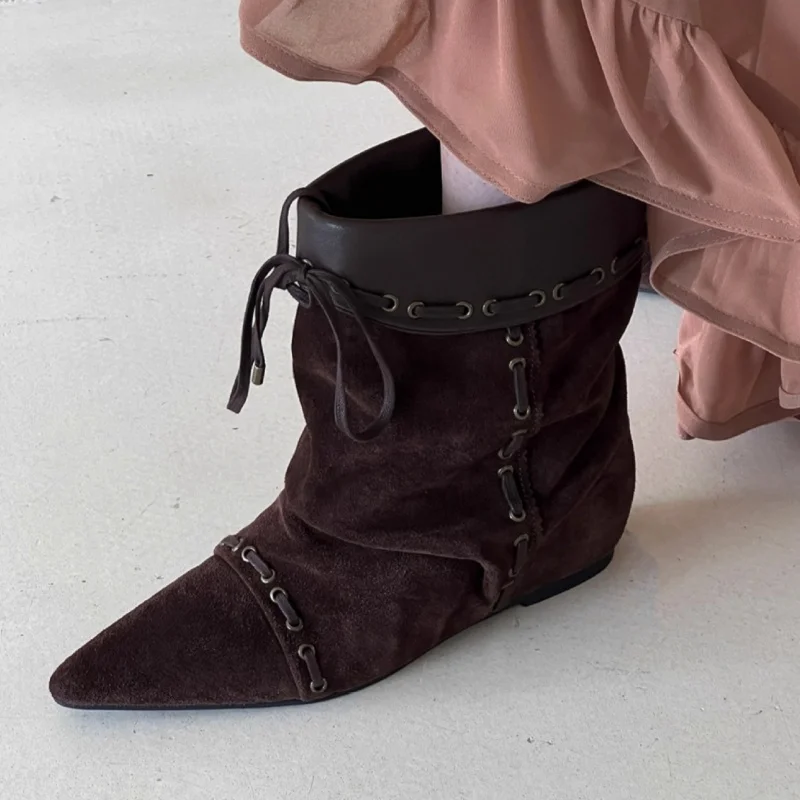 Wrinkle Style Women's Ankle Boots Pointed Toe Flat Cross-tied Femme Short Boots Winter New Retro Niche Lady Western Cowboy Boots Wrinkle Style Women's Ankle Boots Pointed Toe Flat Cross-tied Femme Short Boots Winter New Retro Niche Lady Western Cowboy Boots