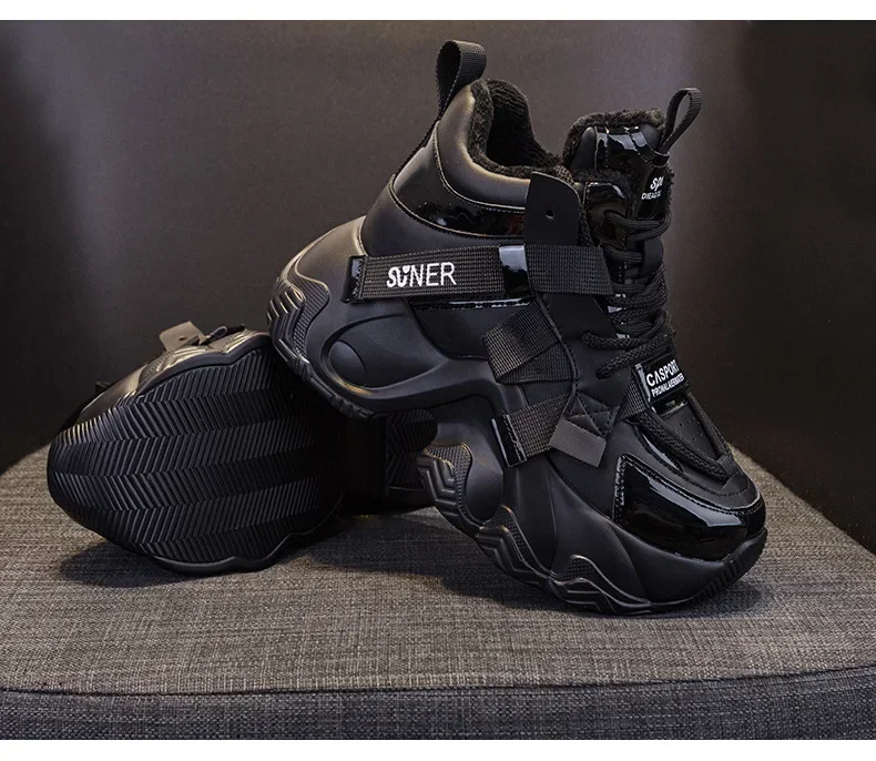 2025 Autumn New Style Casual Versatile Fashionable Elderly Shoes Thick Bottom Increased Height 8cm Popular Same Model Women's