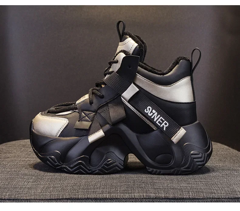 2025 Autumn New Style Casual Versatile Fashionable Elderly Shoes Thick Bottom Increased Height 8cm Popular Same Model Women's