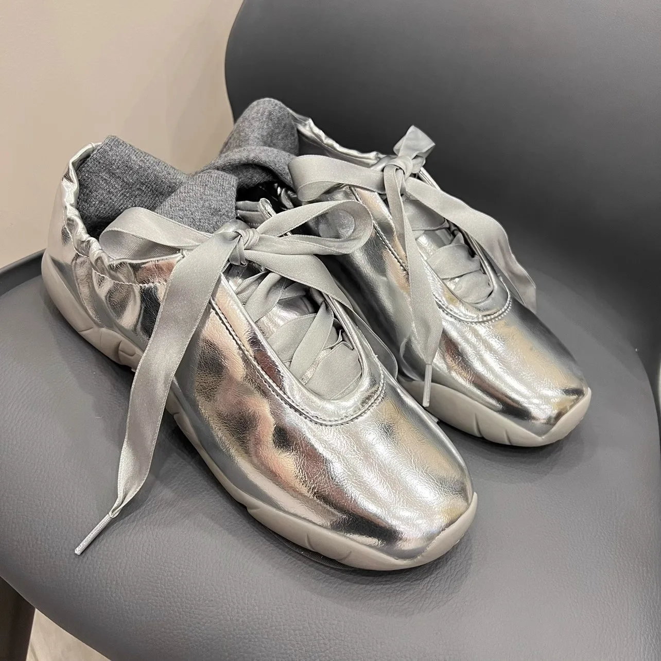 Ballet Shoes 2025 Women's Fashion Design Soft Sole Casual Sports Shoes Women's Ballet Flat Shoes