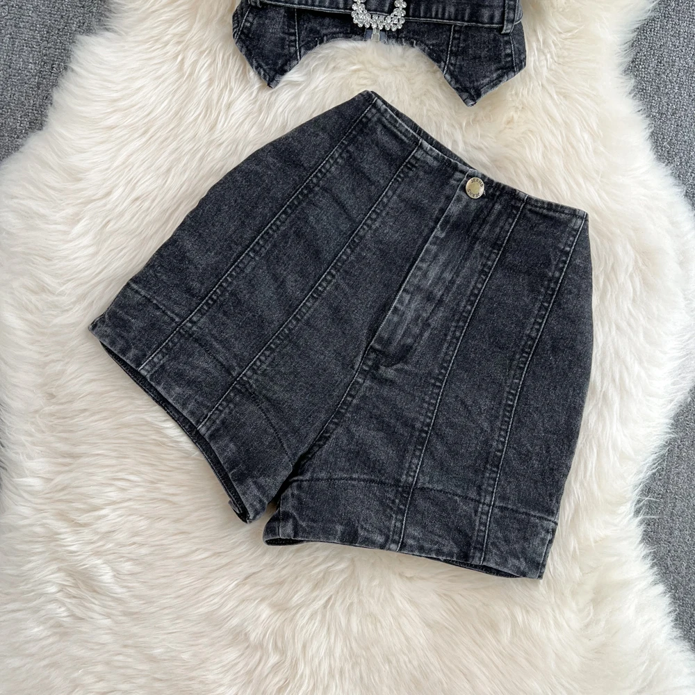 CM.YAYA Women Set Denim Strapless Belt Top +Mini shorts Sets Street Casual Two 2 Piece Set Sexy Party Outfit 2024 Summer CM.YAYA Women Set Denim Strapless Belt Top +Mini shorts Sets Street Casual Two 2 Piece Set Sexy Party Outfit 2024 Summer