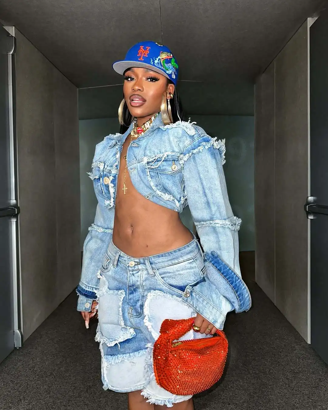 CM.YAYA Fashion Denim Women's Set Long Sleeve Crop Jacket Tops and Shorts Jeans 2025 Summer Two 2 Piece Sets Outfit Tracksuit CM.YAYA Fashion Denim Women's Set Long Sleeve Crop Jacket Tops and Shorts Jeans 2025 Summer Two 2 Piece Sets Outfit Tracksuit