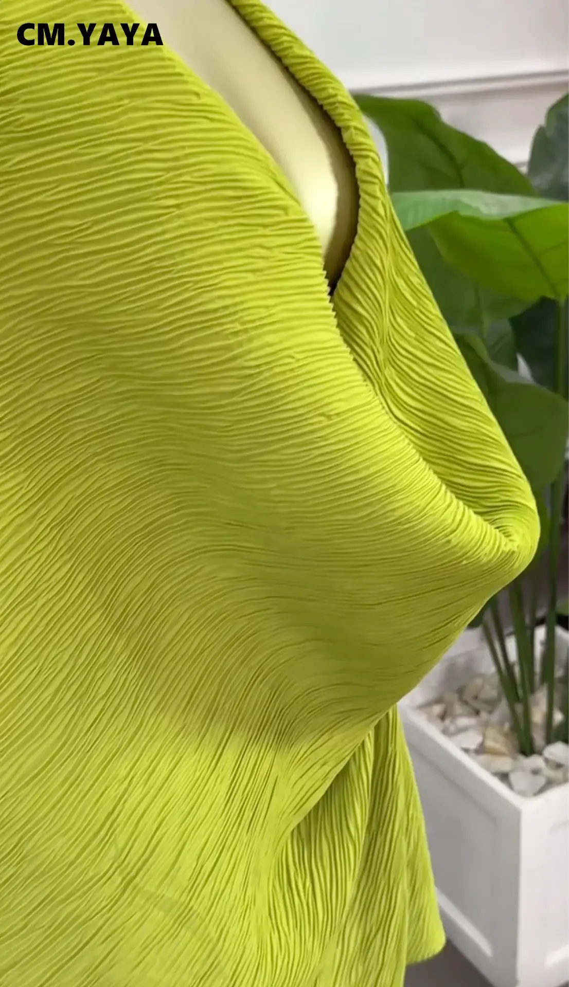 CM.YAYA Fashion Women's Set Deep V-neck Halter Top and Wide Leg Pants Suits 2025 Street Party Two 2 Piece Sets Outfits Tracksuit