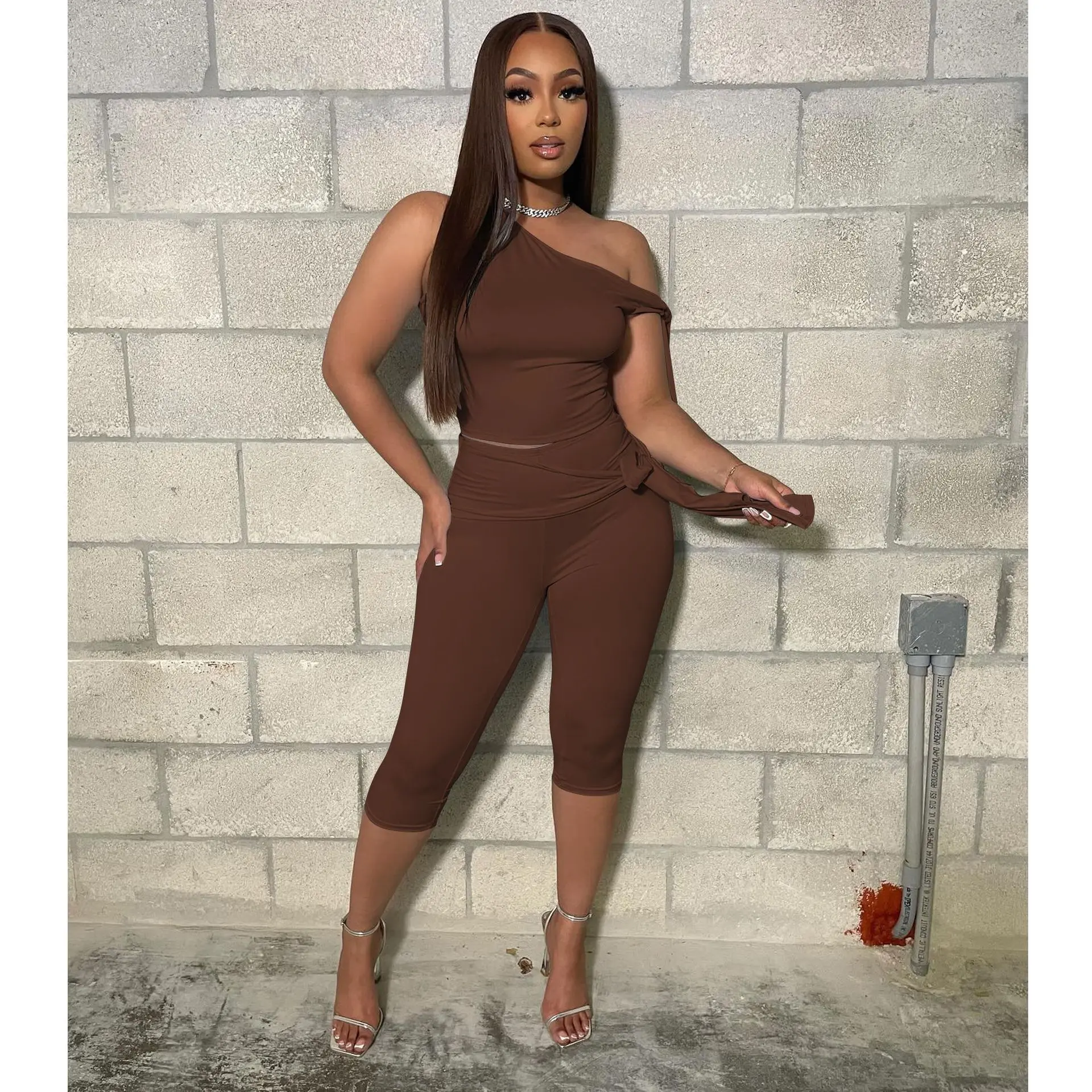 CM.YAYA Fashion Women's Set Bowknot Shoulder Sleeveless Tank Tops and Calf Length Pants 2025 Two 2 Piece Sets Outfits Tracksuit CM.YAYA Fashion Women's Set Bowknot Shoulder Sleeveless Tank Tops and Calf Length Pants 2025 Two 2 Piece Sets Outfits Tracksuit