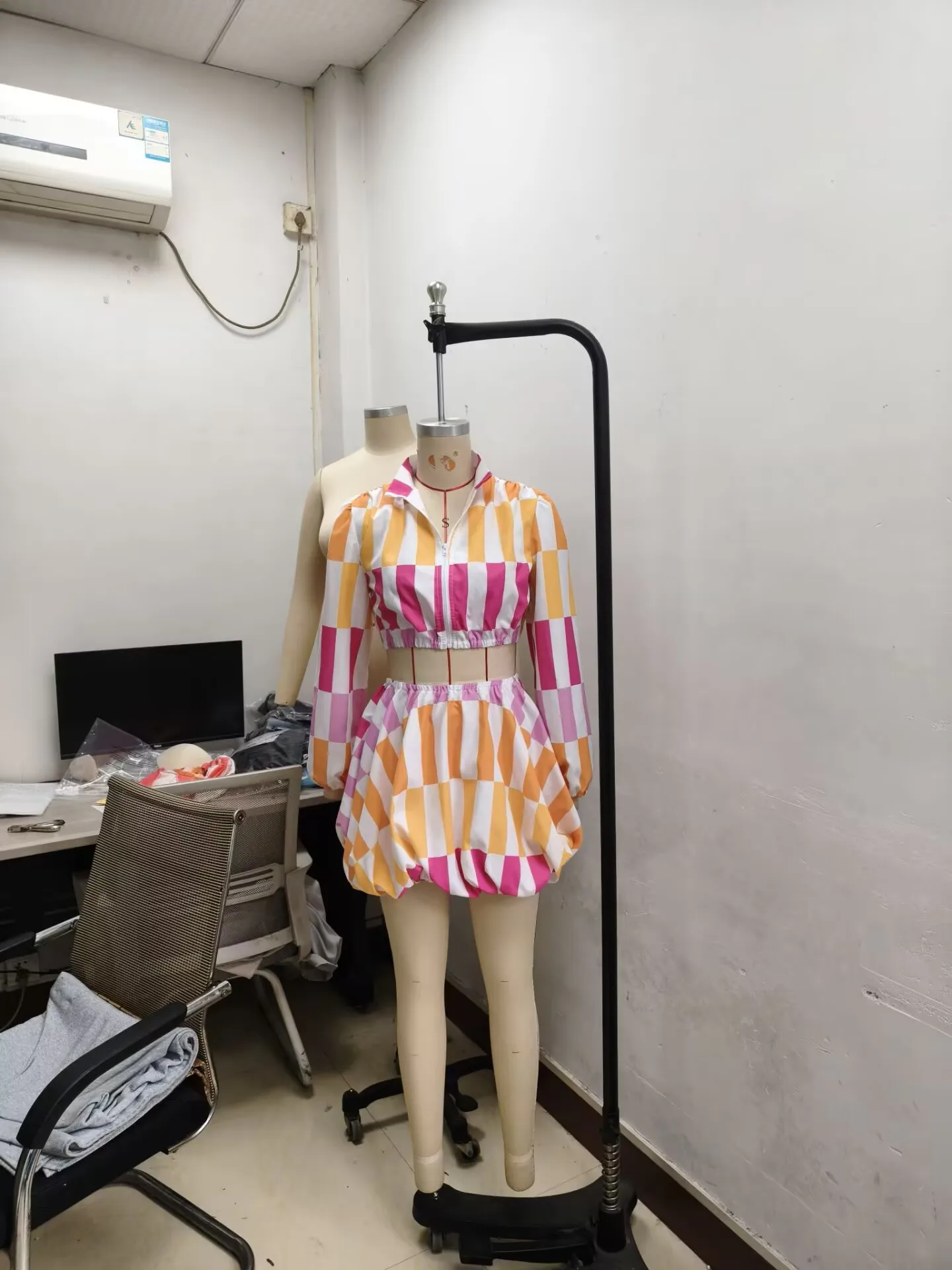 CM.YAYA Women's Set Full Puff Sleeve Striped Print Coats Top + Short Skirts Summer Active Sporty Street Two 2 Piece Sets Outfits CM.YAYA Women's Set Full Puff Sleeve Striped Print Coats Top + Short Skirts Summer Active Sporty Street Two 2 Piece Sets Outfits