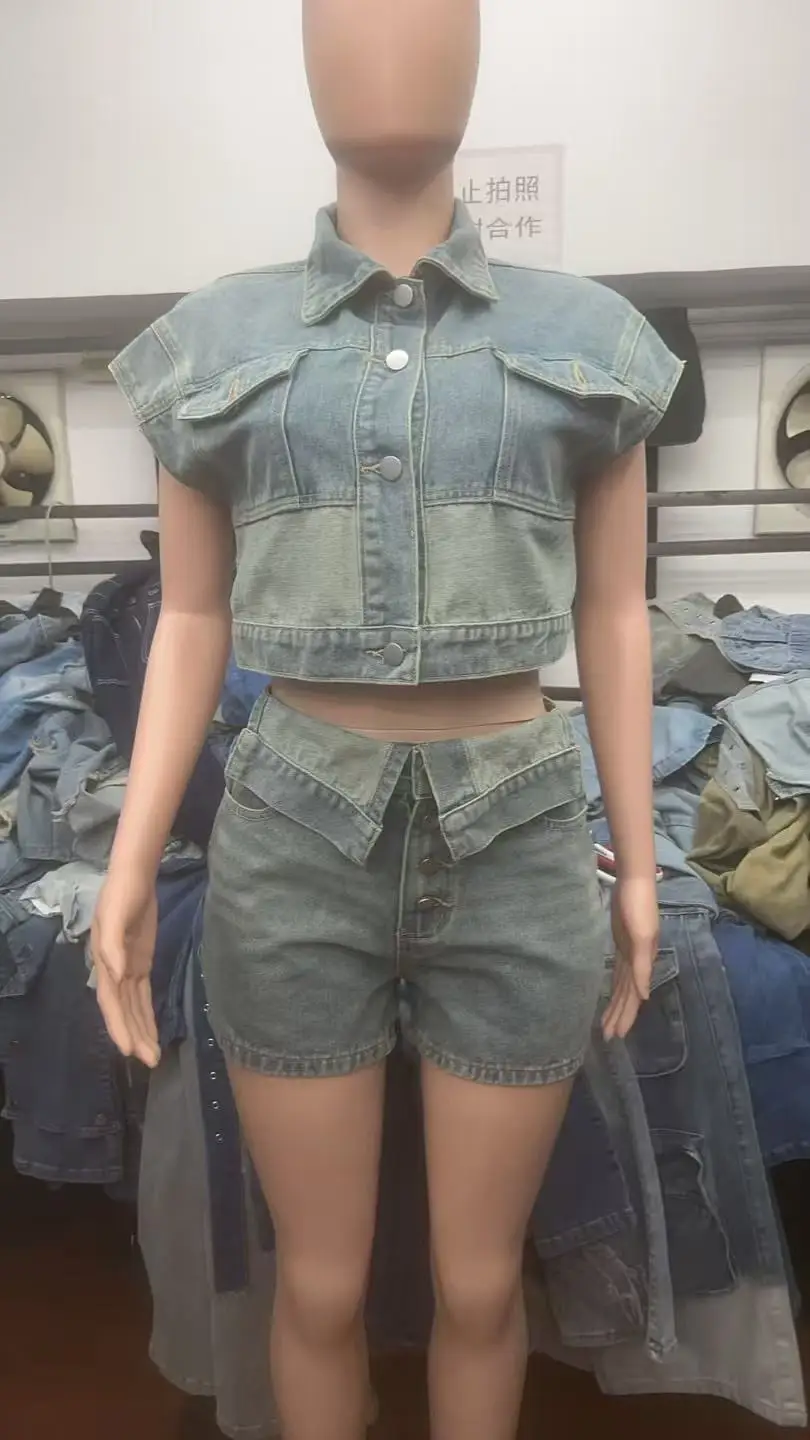 CM.YAYA Fashion Denim Women's Set Short Sleeve Jackets Tops and Shorts Jeans Sets 2025 Summer Two 2 Piece Sets Outfits Tracksuit CM.YAYA Fashion Denim Women's Set Short Sleeve Jackets Tops and Shorts Jeans Sets 2025 Summer Two 2 Piece Sets Outfits Tracksuit