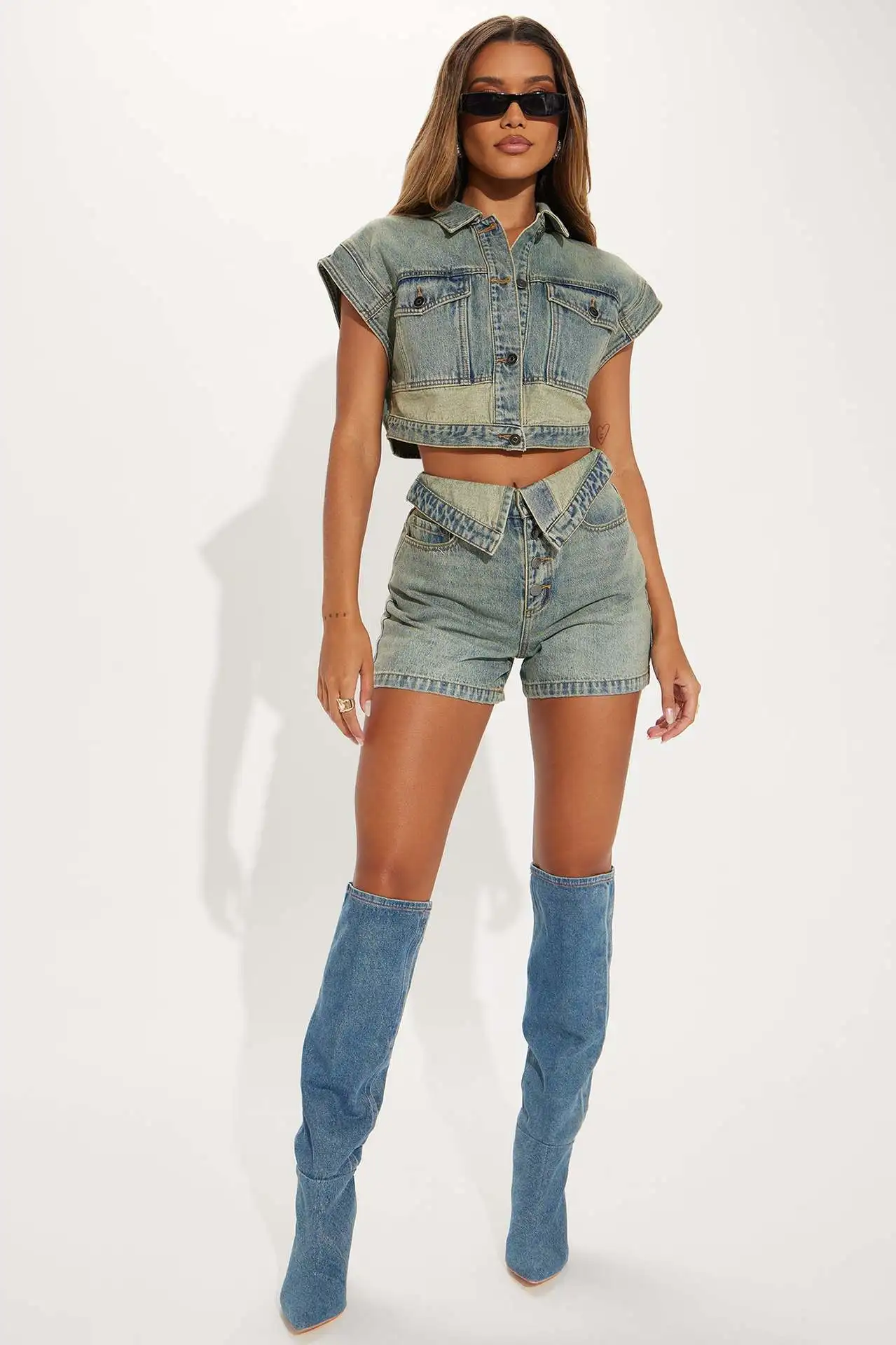 CM.YAYA Fashion Denim Women's Set Short Sleeve Jackets Tops and Shorts Jeans Sets 2025 Summer Two 2 Piece Sets Outfits Tracksuit CM.YAYA Fashion Denim Women's Set Short Sleeve Jackets Tops and Shorts Jeans Sets 2025 Summer Two 2 Piece Sets Outfits Tracksuit