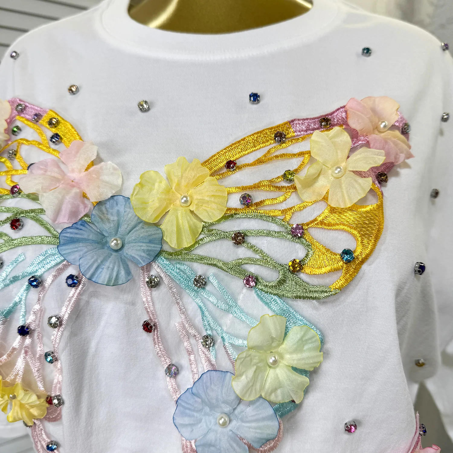 CM.YAYA Fashion Butterfly Floral Beading Women's Set T-shirt and Shorts 2025 Summer Active Two 2 Piece Sets Outfit Tracksuit CM.YAYA Fashion Butterfly Floral Beading Women's Set T-shirt and Shorts 2025 Summer Active Two 2 Piece Sets Outfit Tracksuit