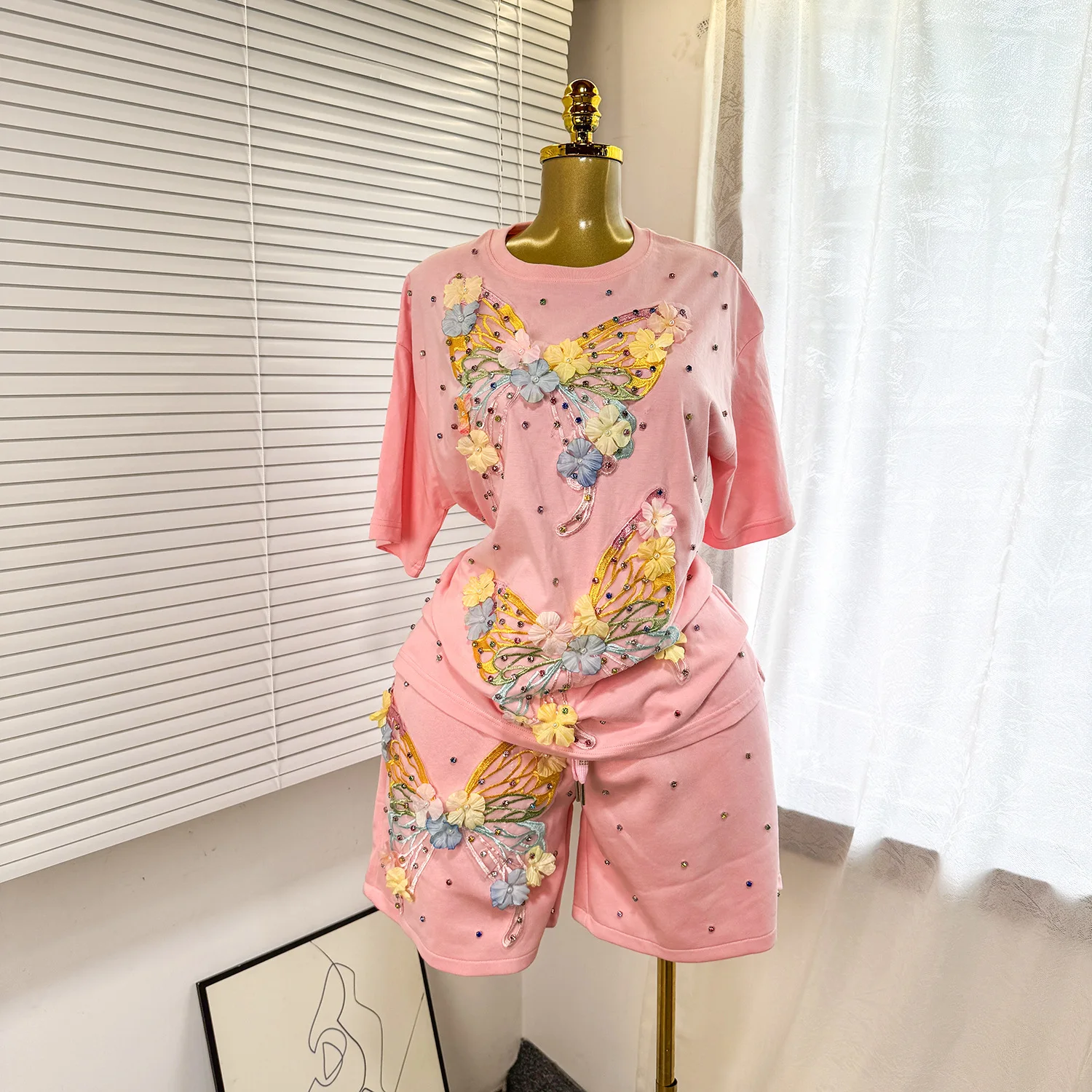 CM.YAYA Fashion Butterfly Floral Beading Women's Set T-shirt and Shorts 2025 Summer Active Two 2 Piece Sets Outfit Tracksuit CM.YAYA Fashion Butterfly Floral Beading Women's Set T-shirt and Shorts 2025 Summer Active Two 2 Piece Sets Outfit Tracksuit