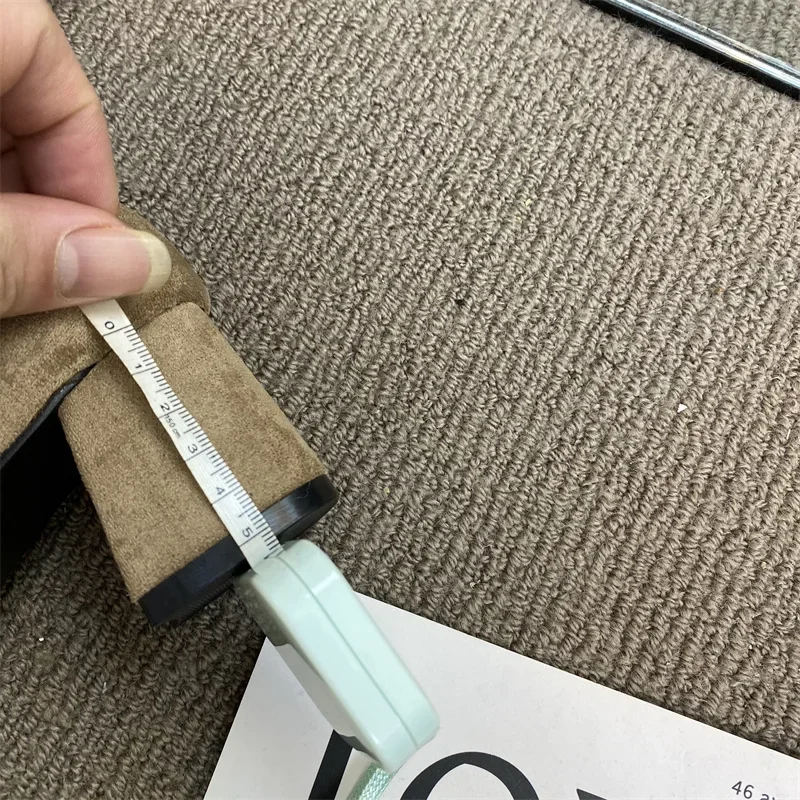 2025 Spring And Autumn New Style Flat Mouth Single Shoe Vintage High Heel Milk Shoe Commuting Velvet Surface Mary Jane Shoe