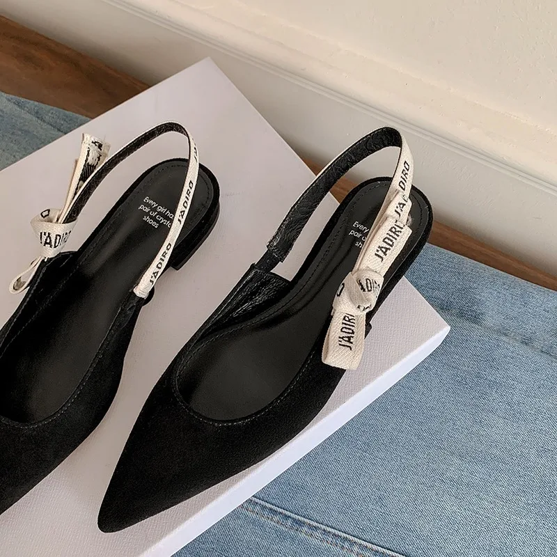 2025 New Women's Fashionable Spring New Simple Loafers Outdoor Walking Comfortable Shallow Slip-On Women's Flat Shoes Plus Size 2025 New Women's Fashionable Spring New Simple Loafers Outdoor Walking Comfortable Shallow Slip-On Women's Flat Shoes Plus Size