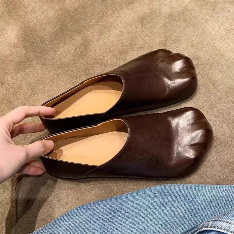 2025 New Style Cat Claws Leather Flats Solid Slip On Leisure Dress Shoes Lovely Girls Fashion Concise Comfy Niche Design Shoes