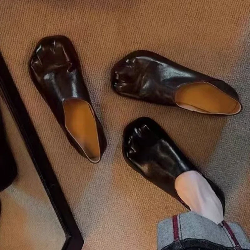 2025 New Style Cat Claws Leather Flats Solid Slip On Leisure Dress Shoes Lovely Girls Fashion Concise Comfy Niche Design Shoes