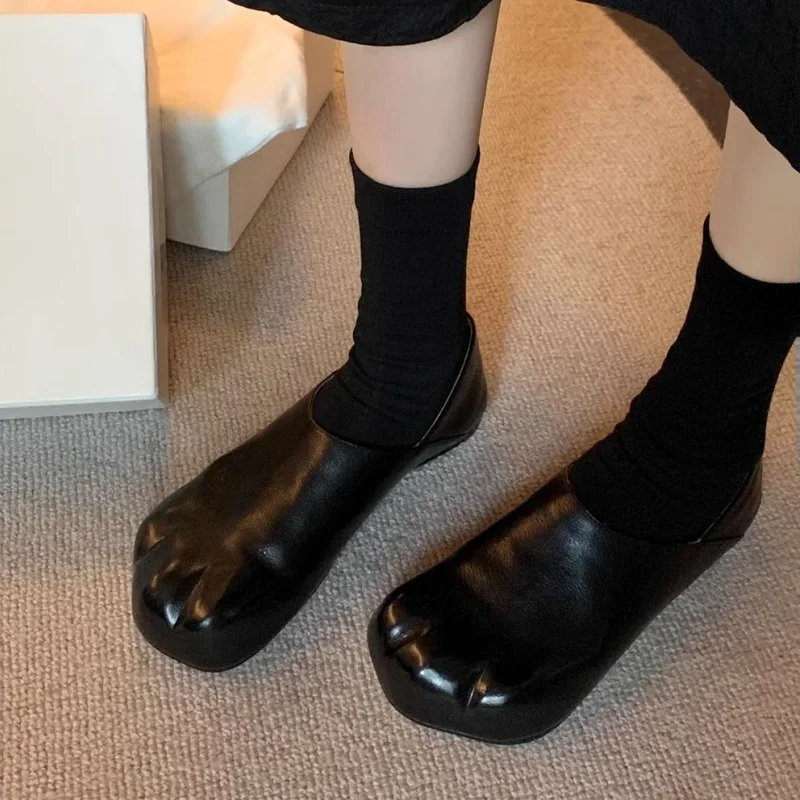 2025 New Style Cat Claws Leather Flats Solid Slip On Leisure Dress Shoes Lovely Girls Fashion Concise Comfy Niche Design Shoes