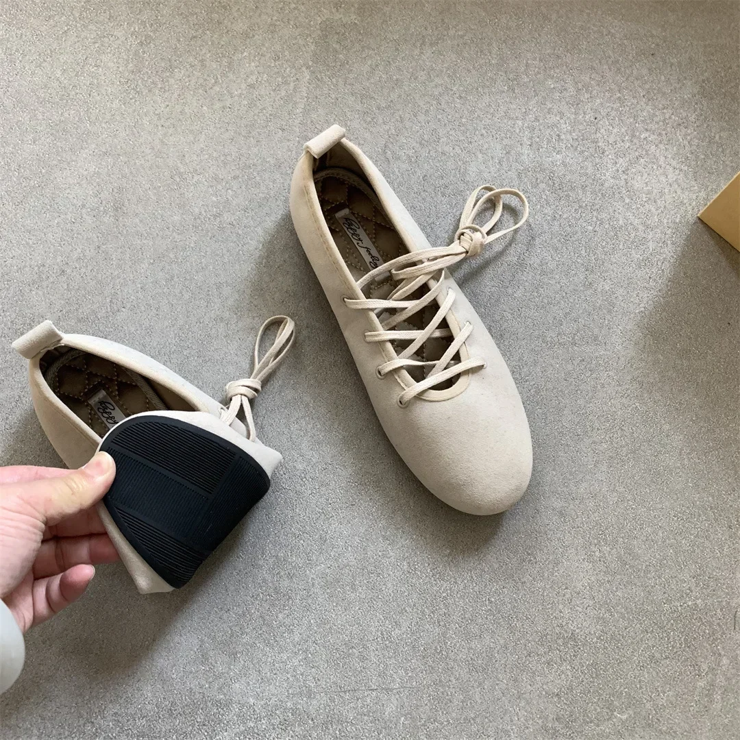Spring 2025 Women's Ballet Flats Soft Low Heel Flat Shoes Casual Versatile Comfortable Round Toe Leather Shoes