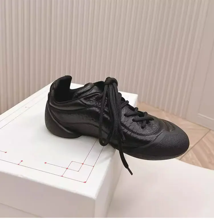 Genuine Leather Large Size Forrest Gump Women Shoes 2025 Designer Little White Shoes Couple Retro Leisure Sports Shoes