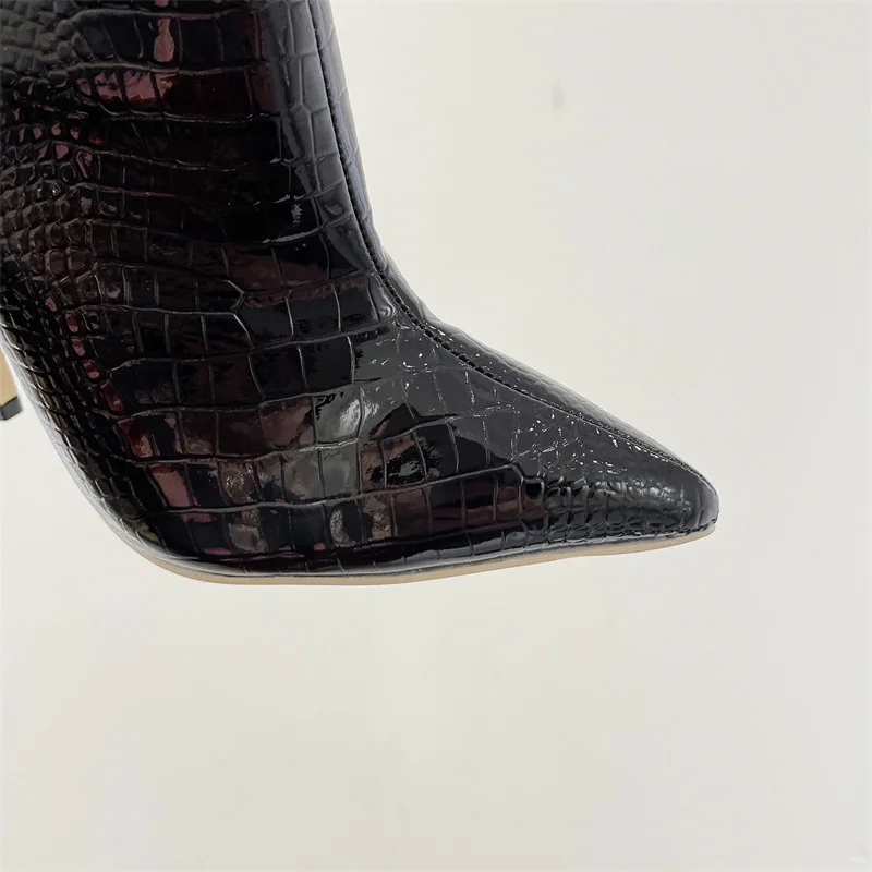 Autumn Winter Zip Knee High Boots Women Sexy Pointed Toe Snake Print Stiletto Heels Party Nachtclub Stripper Shoes Pumps