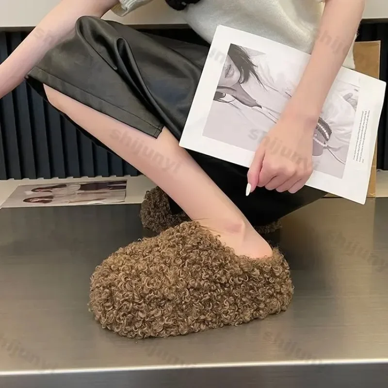 Thick Heel Luxury Lambwool Mules 2025 Winter Shoes Woman Flip Flops Flat Cover Toe Slides Ins Warm Curly Lamb Fur Slippers Women