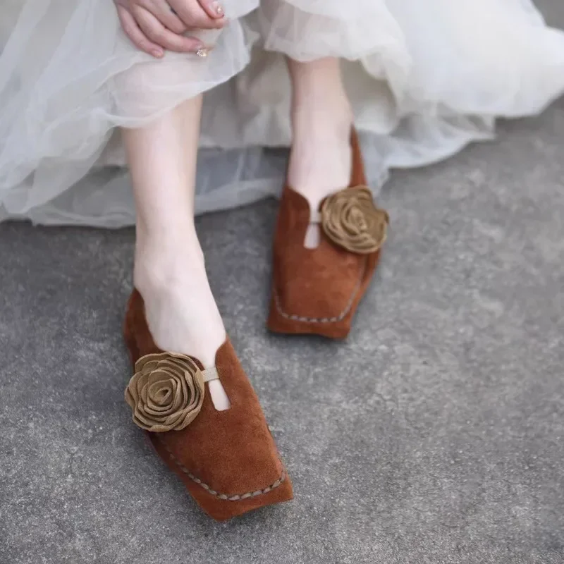 Flat Shoes Women's Spring and Autumn New Retro Niche Flower Square Toe Deep Mouth Soft Sole Single Shoes