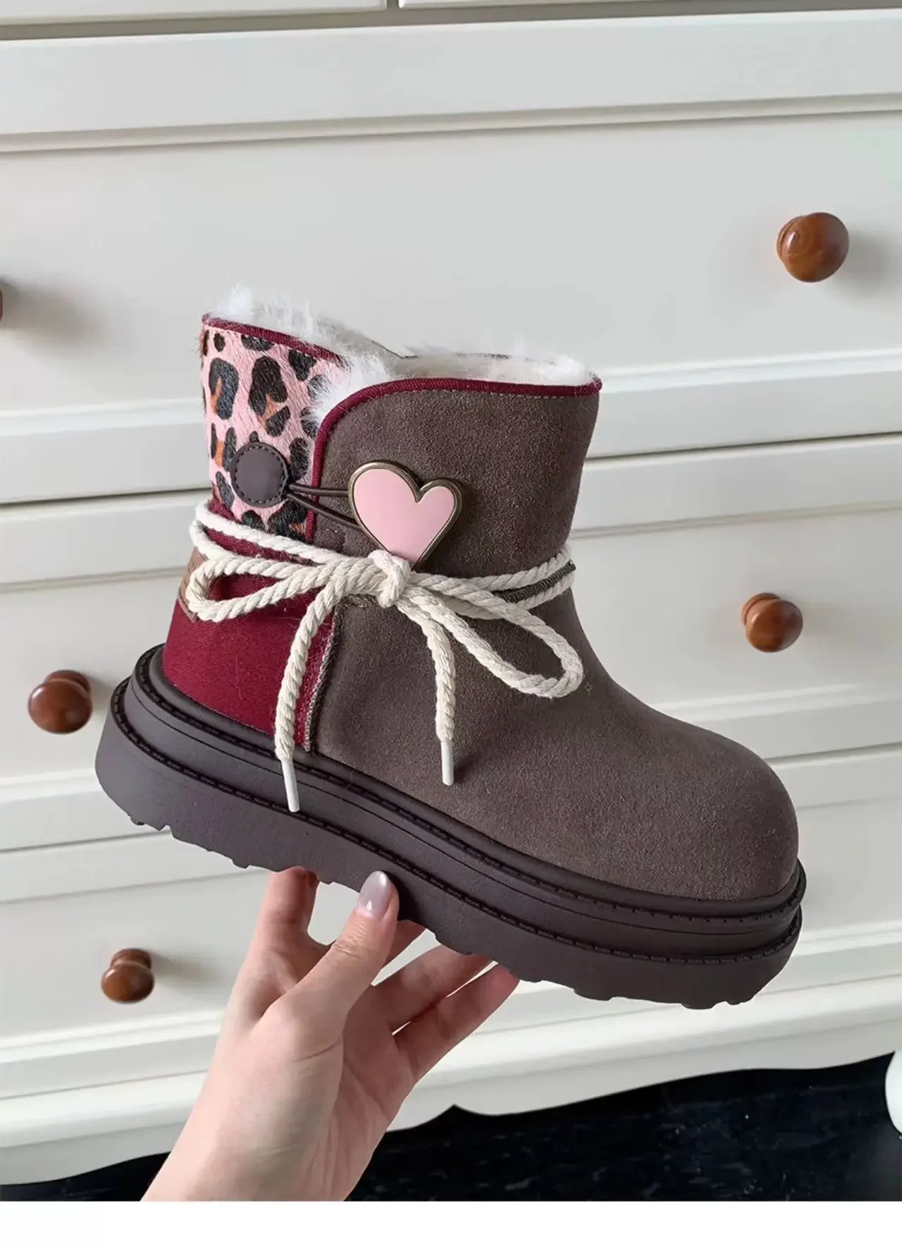 Winter Women Snow Boots Platform Warm Fur Casual Outdoor High Top Shoes Heart Design Plush Ankle Boots High Quality Cotton Shoes Winter Women Snow Boots Platform Warm Fur Casual Outdoor High Top Shoes Heart Design Plush Ankle Boots High Quality Cotton Shoes