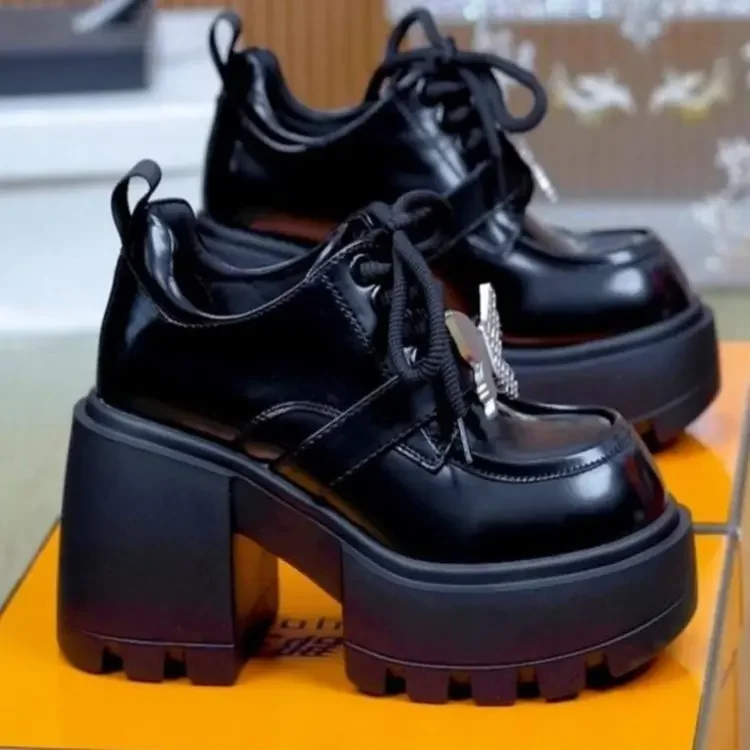 Women's Thick Bottom Hidden Heel Slip-On Shoes Soft Bottom Platform Casual Loafers Trendy Black Comfortable Silk Surface