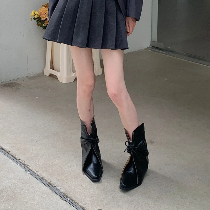 2025 New Style Women's Cowboy Boots Pointed Toe Thick Heel Female Short Boots Large Size Bow Trouser Boots for Women