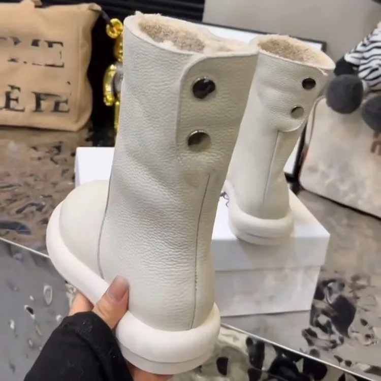 Winter New Pure Leather Women's Flat Two-Way Snow Boots with Fleece Short Boots Winter New Pure Leather Women's Flat Two-Way Snow Boots with Fleece Short Boots