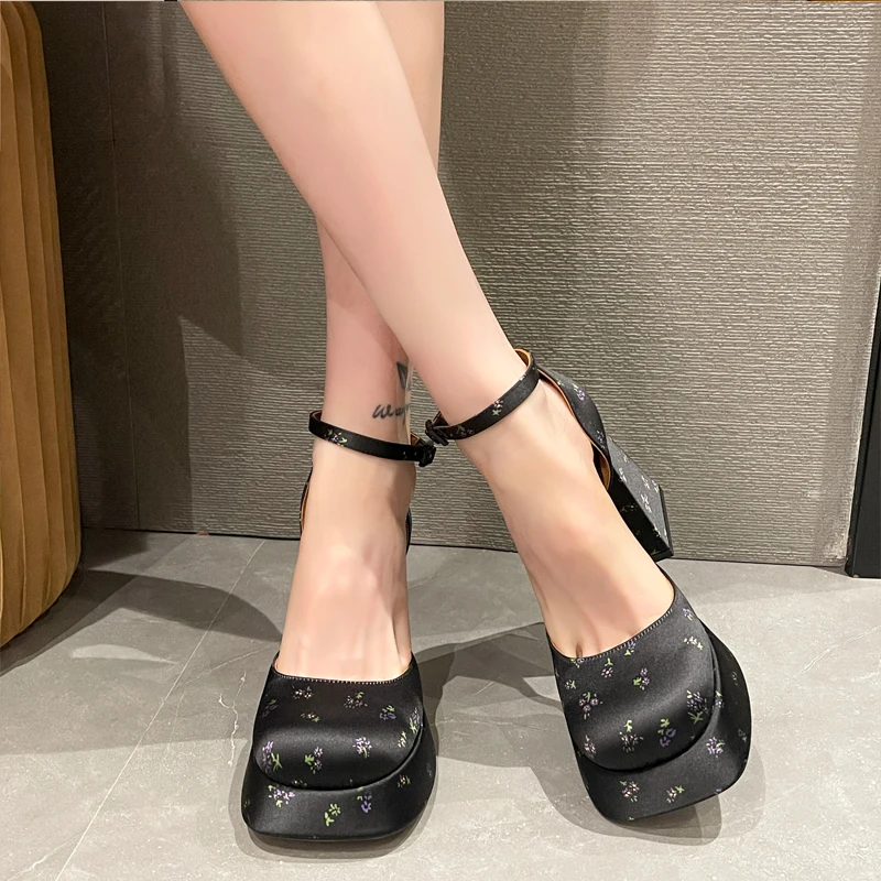 Luxury Flower Print Satin Silk Platform Mary Janes Women 90mm High Heel Ankle Strap Pumps Ladies Trendy Brand Shoes Luxury Flower Print Satin Silk Platform Mary Janes Women 90mm High Heel Ankle Strap Pumps Ladies Trendy Brand Shoes