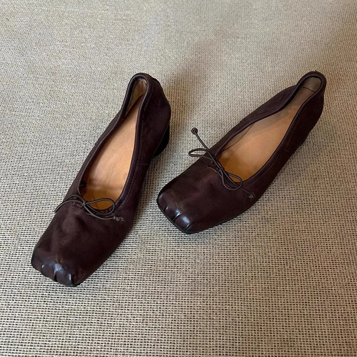 Square Toe wrinkled Mary Jane Shoes Soft Leather Round Heel Ballerina Shoes For Women Slip On with Bowknot French Retro Pumps Square Toe wrinkled Mary Jane Shoes Soft Leather Round Heel Ballerina Shoes For Women Slip On with Bowknot French Retro Pumps