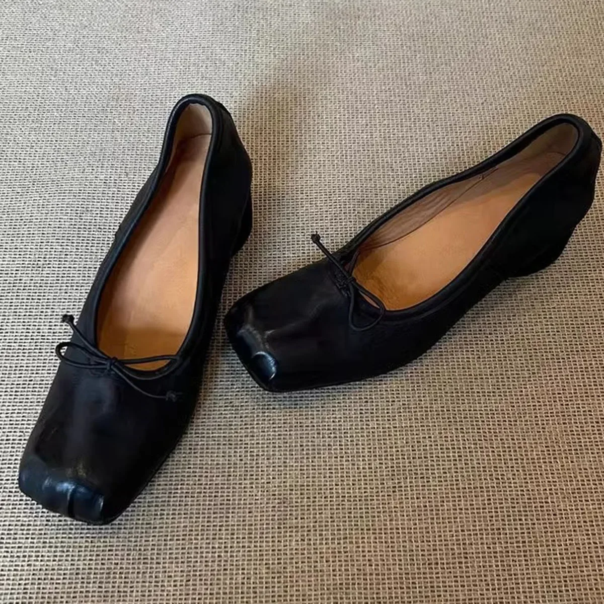 Square Toe wrinkled Mary Jane Shoes Soft Leather Round Heel Ballerina Shoes For Women Slip On with Bowknot French Retro Pumps Square Toe wrinkled Mary Jane Shoes Soft Leather Round Heel Ballerina Shoes For Women Slip On with Bowknot French Retro Pumps