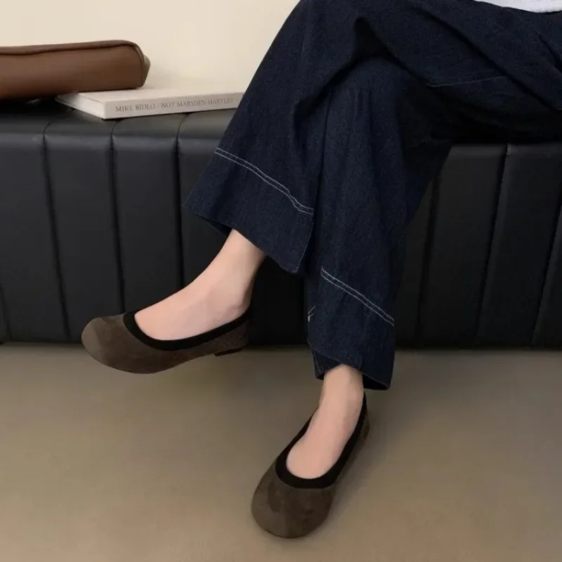 2025 Ladies Shoes Shallow Women's Flats Fashion Round Toe Casual Flat Shoes New Color Matching Flat Slip on Solid Zapatos